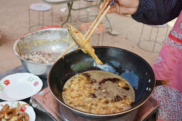 油炸野生小鱼