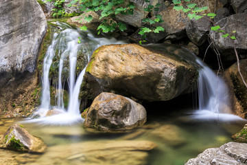 峡谷秀色