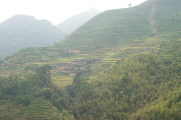 深山村庄