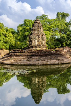柬埔寨暹粒龙蟠水池