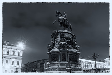 圣彼得堡尼古拉一世雕像