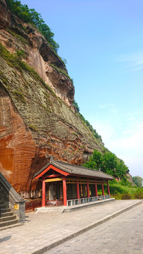 山岩