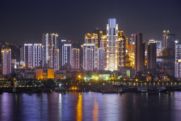 武昌江滩大楼夜景