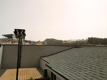 韩国私人别墅 屋顶露台 太阳伞