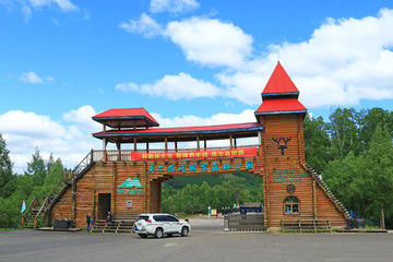 森林公园木刻楞山门