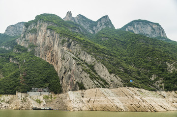 长江三峡神女峰