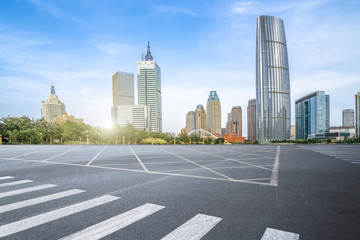 公路路面和城市建筑商业大厦