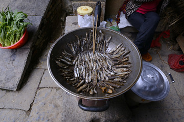 煎小鱼