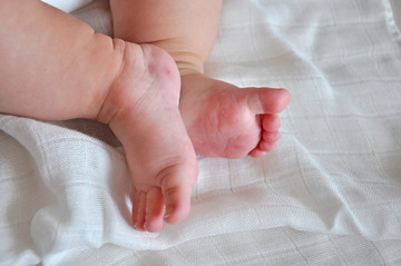 婴儿的小脚
