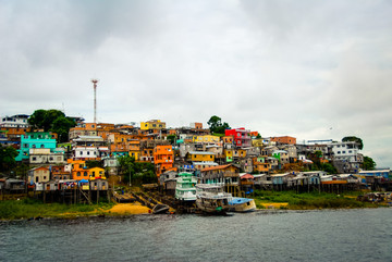 亚马逊河流贫民窟