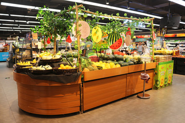 超市环境水果区