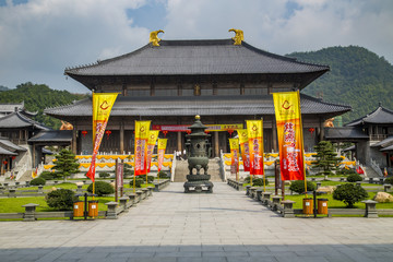 浙江宁波奉化雪窦寺大慈摩尼之殿