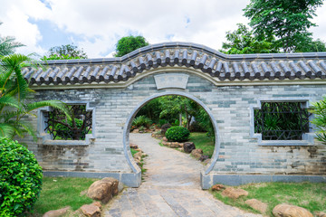 中式园林庭院大门月洞门