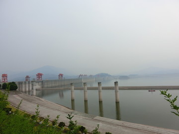 长江三峡工程大坝上游