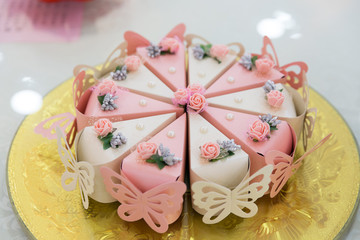 蛋糕样式的婚礼喜糖盒