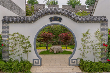 中式圆门月亮门
