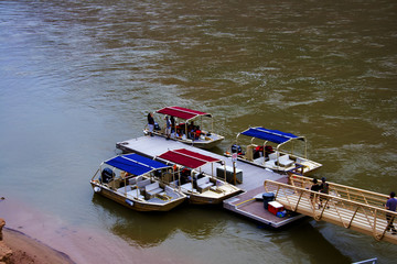 科罗拉多河游船码头