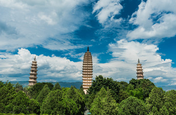 大理崇圣寺三塔