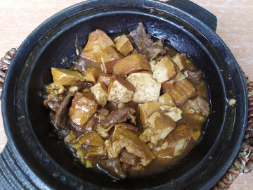 焖牛腩肉 焖饭 饭馆