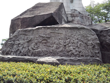 广州起义雕塑
