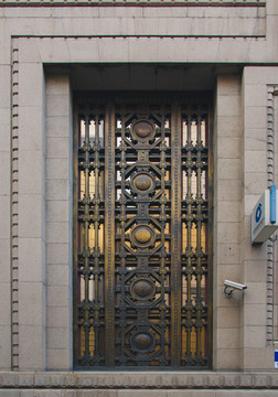 外滩建筑大门