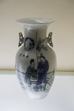 民国青花瓷瓶