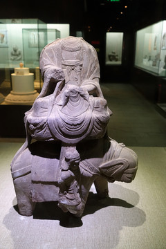 唐代石雕文殊菩萨像