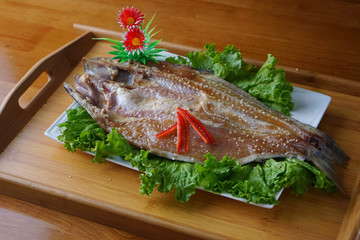 碳烤全鱼