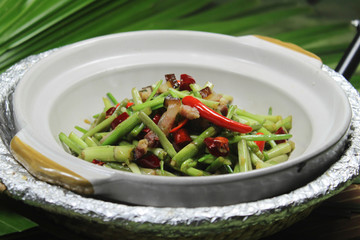 砂锅水芹菜