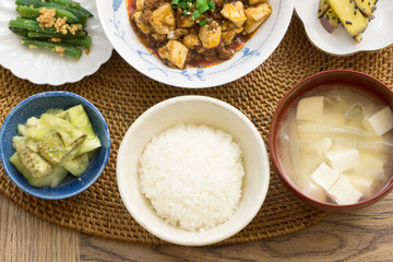 日料麻婆豆腐套餐