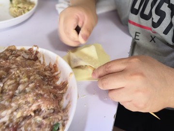 包馄饨