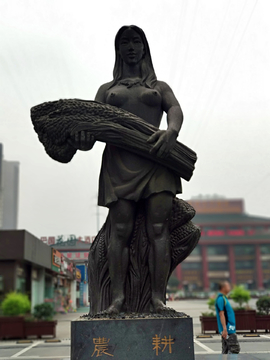 巴国城雕塑