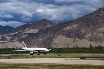 西藏机场风光