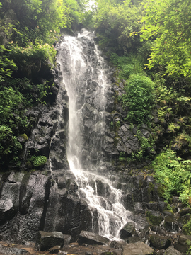 瀑布