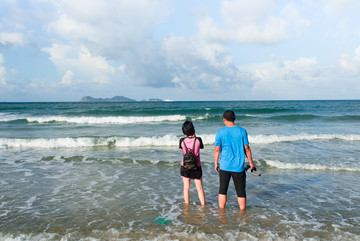 夫妻浪费双月湾旅游