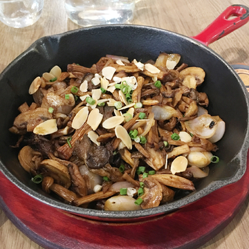 炒野菌