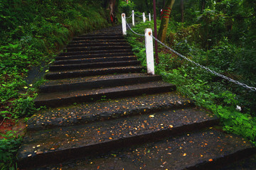 遂宁风光灵泉寺