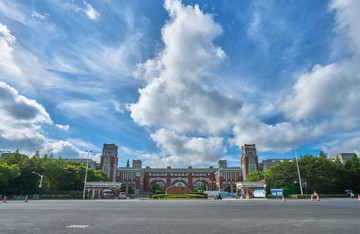 华东政法大学