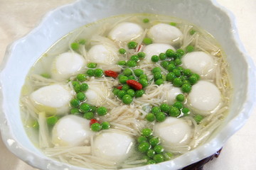 翡翠香菌鱼圆