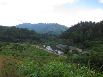 山村