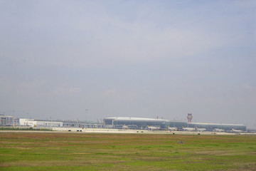 温州机场跑道及航站楼远景