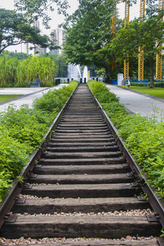 铁路中山市岐江公园铁轨