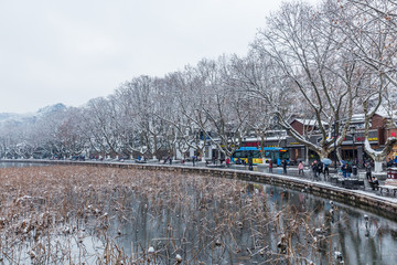 杭州西湖雪景