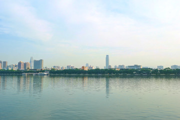 珠江河畔