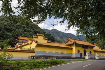 洪山禅寺大门