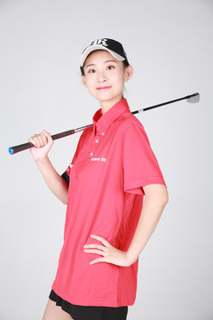 美女高尔夫球手