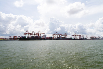 广西钦州港码头风光