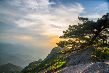 黄山夕阳