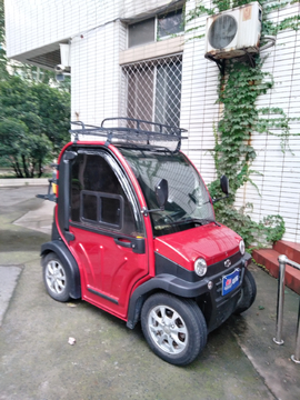 电动四轮车