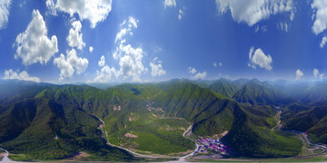 青山连绵